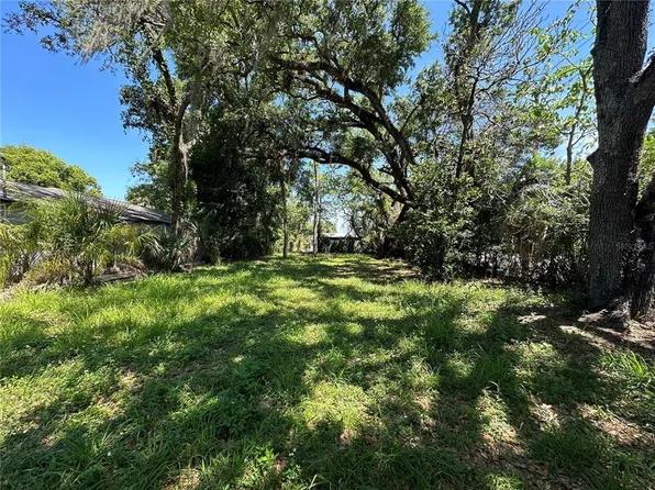 3224 E Louisiana Ave #24, Tampa, FL 33610