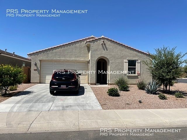 1st image of 626 W Carlsbad Dr