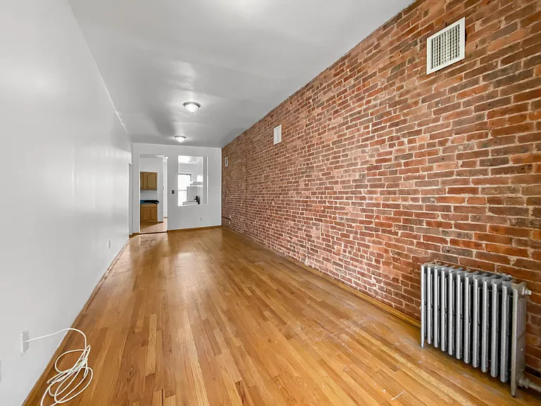 570 Vanderbilt Ave #4R — Photo 10