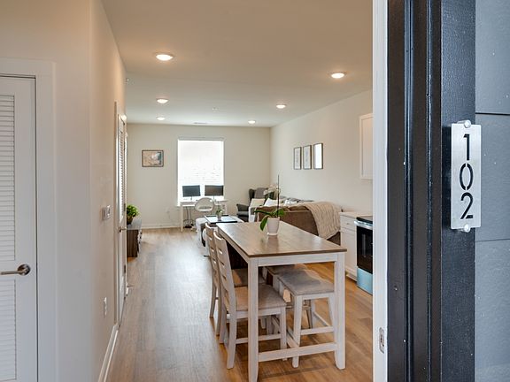 5th image of 2900 Edwin St #102