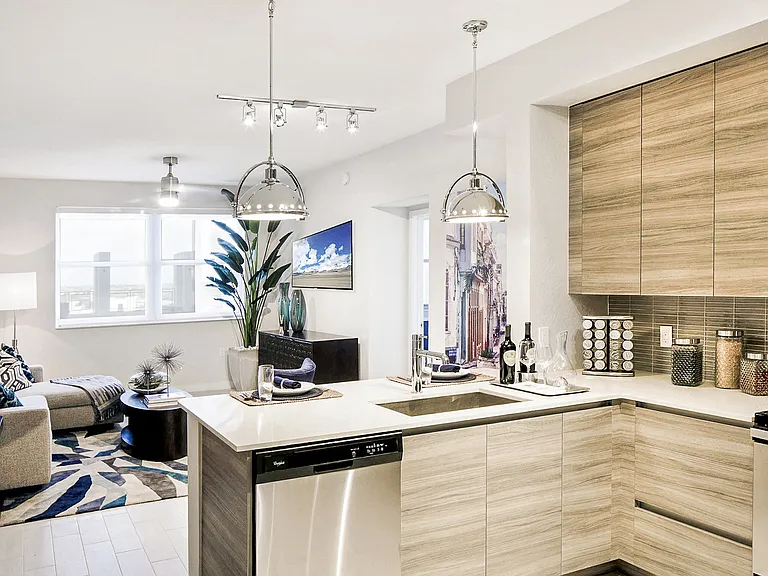 The Palmer Dadeland Apartments East — Photo 35
