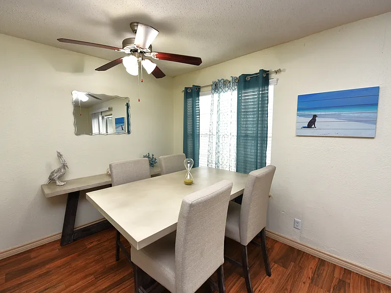 Land's End Apartments — Photo 17