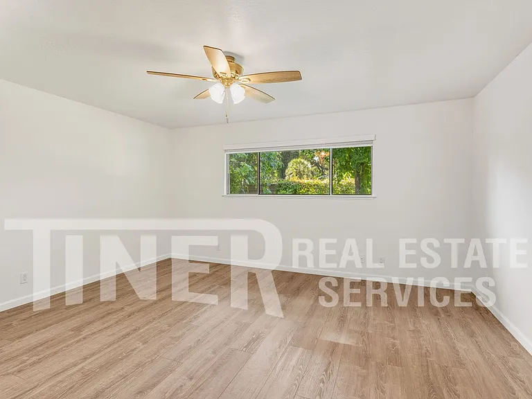 5100 Turnsberry Ct — Photo 14