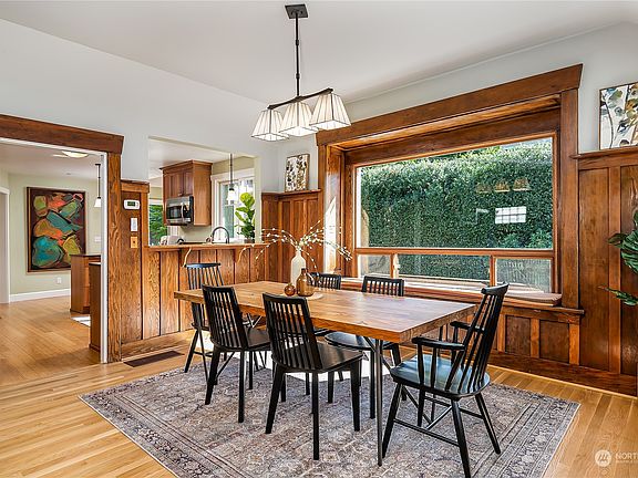 5th image of 4718 45th Avenue S