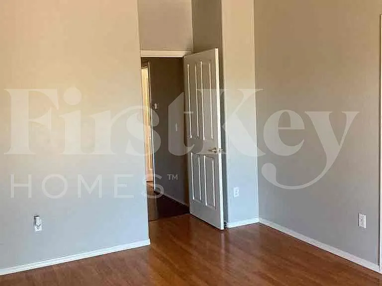 7718 W Sombrero View Ln — Photo 12