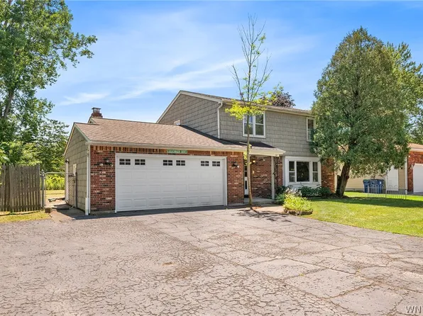 137 Christine Dr, Amherst, NY 14228