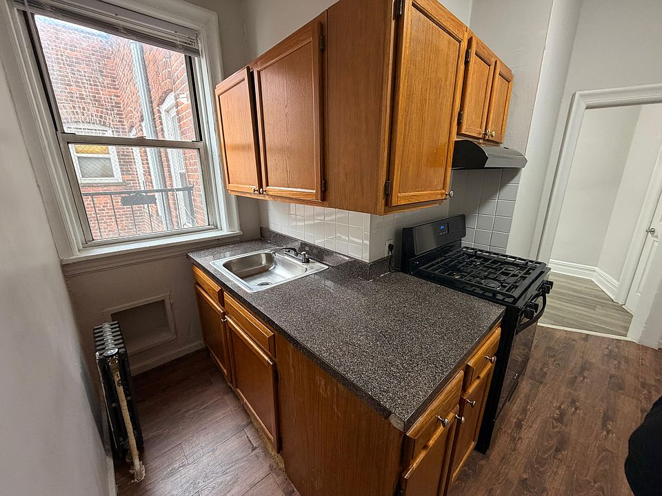 1st image of 632 Bergen Ave #54E