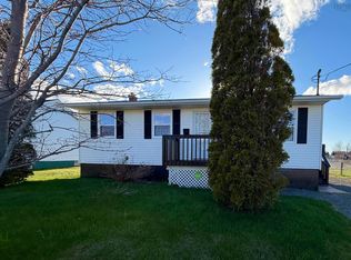 733 Sharpes Ln, New Waterford, NS B1H4H1