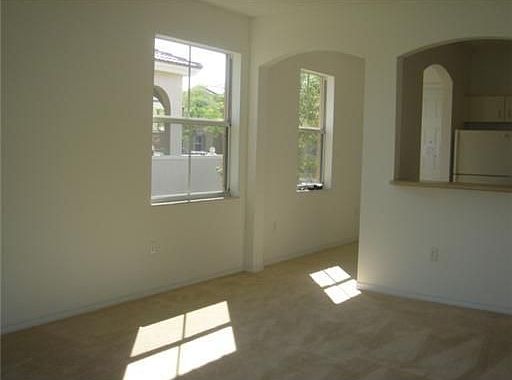 3rd image of 1045 NE 42nd Pl #N/a