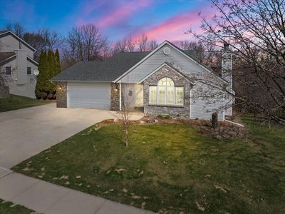 1407 Villa Park COURT, West Bend, WI, 53090