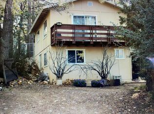 880 Wabash Ln, Big Bear City, CA 92386