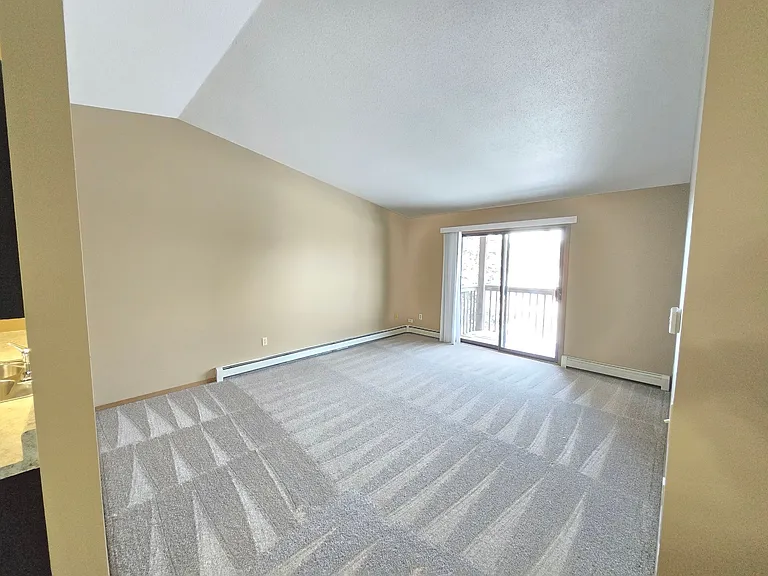 Christopher Place Apartments — Photo 4