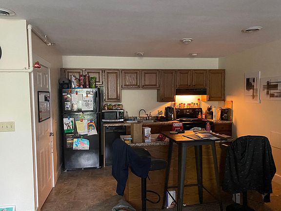 Kitchen with Island Bar
