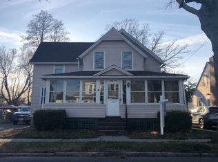 62 Eddy St, Springfield, MA 01104