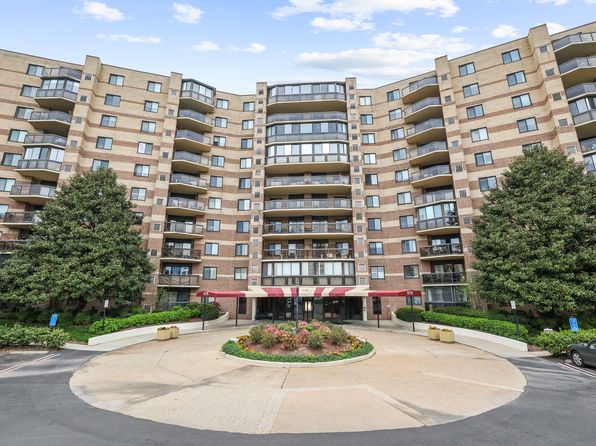 8370 Greensboro Dr, McLean, VA