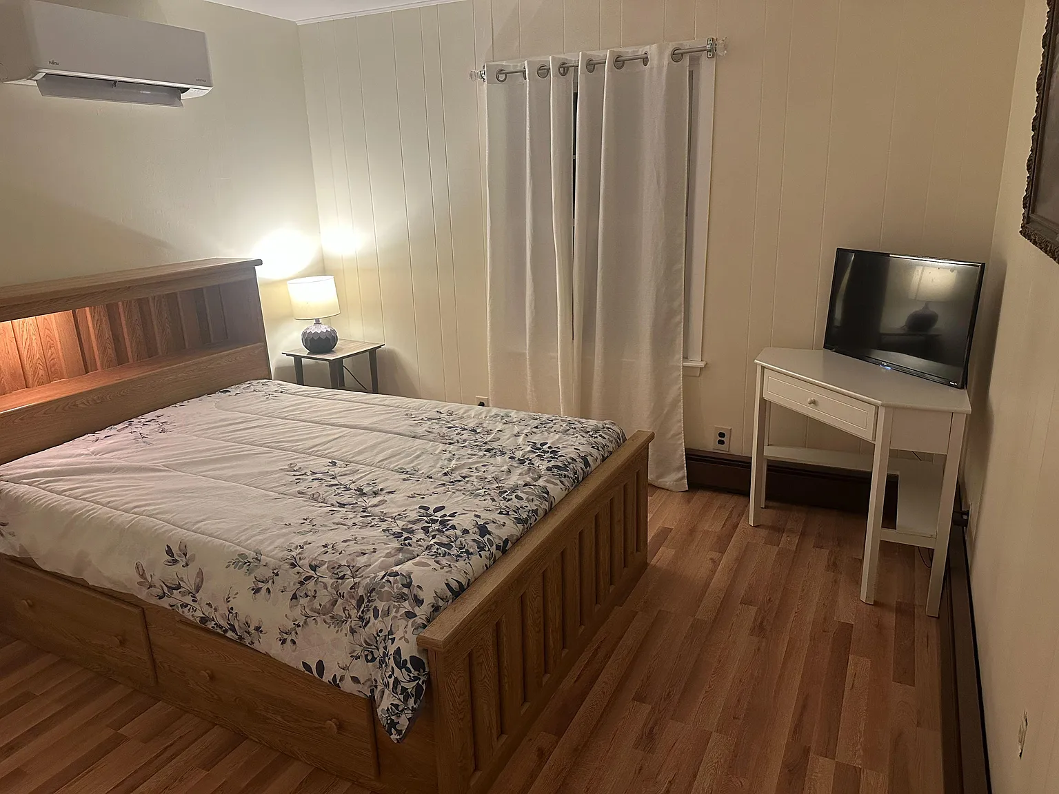 2 bed, 2.0 bath, 2840 sqft, $1,594 — Photo 3