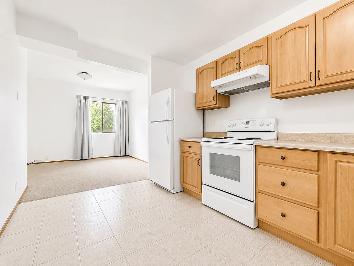 Building Photo - 525A 21st Ave #A