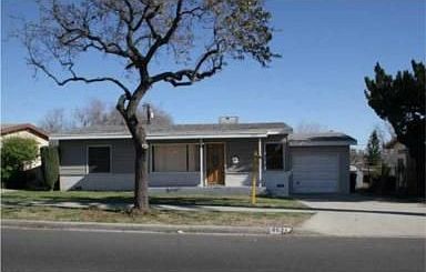 1st image of 8621 Palmetto Ave