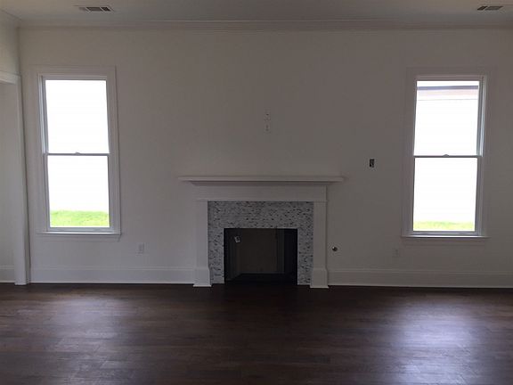 5th image of 1130 E Irvin Dr Lot 4