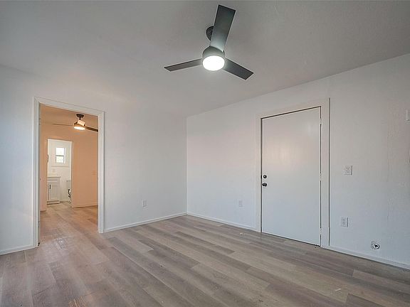 5th image of 3320 Hays St #B