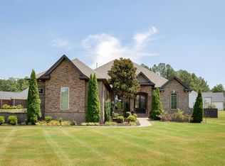 232 Creekside Dr, Florence, AL 35630