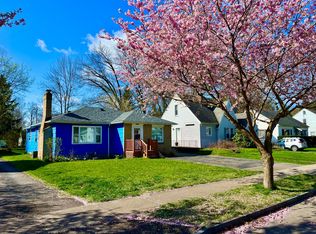 345 Colebourne Rd, Rochester, NY 14609