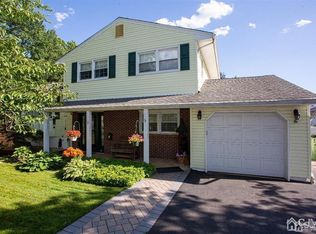 4 Denise St, Parlin, NJ 08859