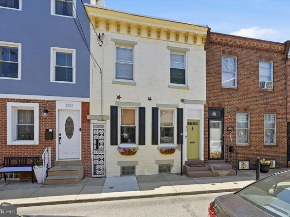 1321 E Oxford St, Philadelphia, PA 19125