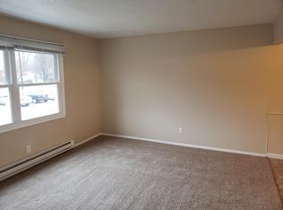 6478 Tyrer Ln, Byrnes Mill, MO 63051