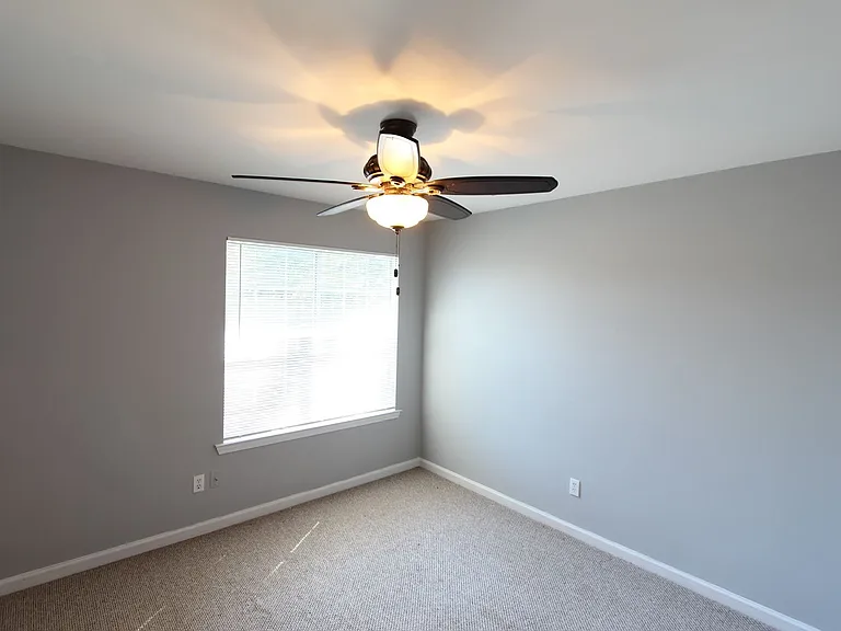 2813 Bridlewood Ter — Photo 19