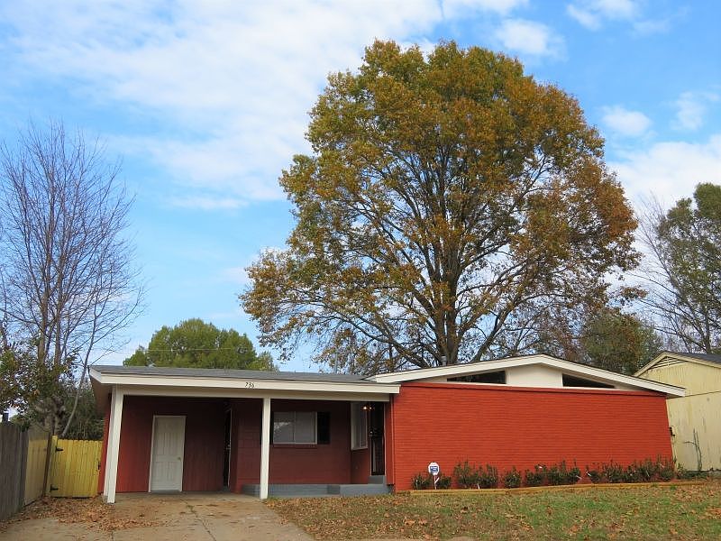1st image of 736 Western Park Dr