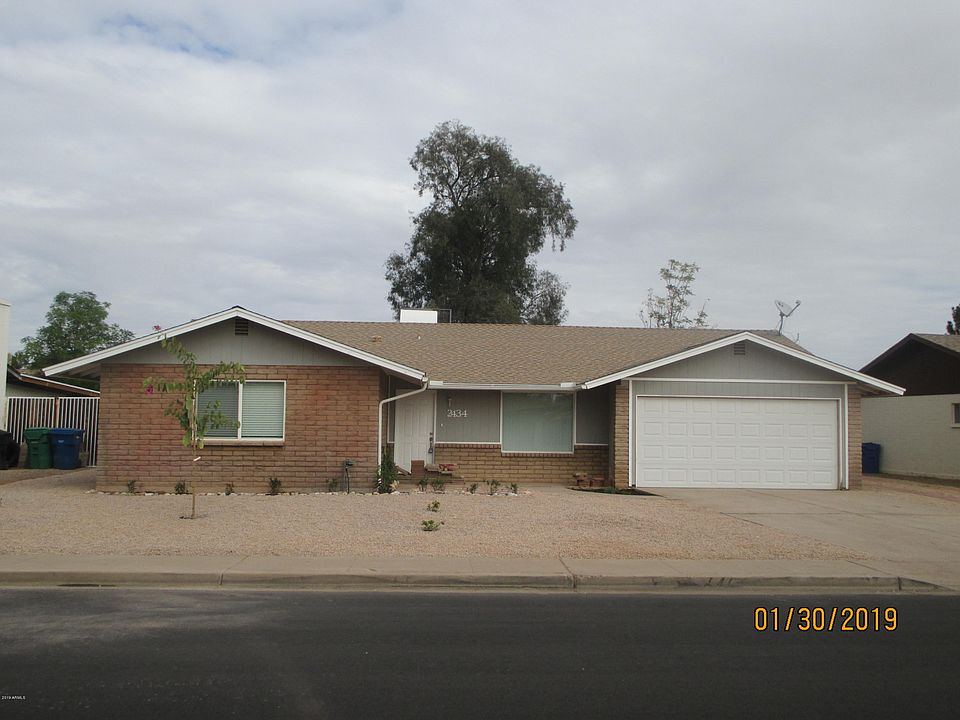 1st image of 2434 E Jacinto Ave