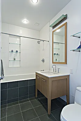 Rented by Venture Equity Partners | media 10