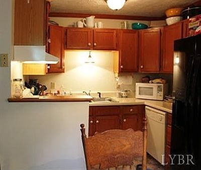 4th image of 103 Cavalier Ct