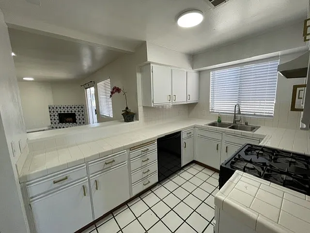 16126 S Ainsworth St #B — Photo 7