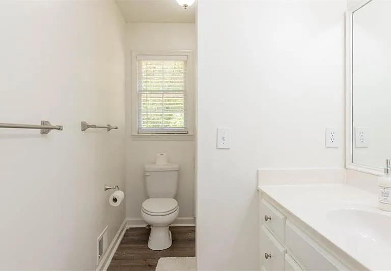 3200 Lee Dr — Photo 26