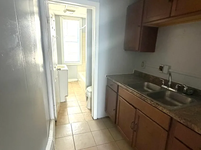 3 Appian St #2 — Photo 11