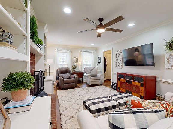 5th image of 2531 Pineridge Drive