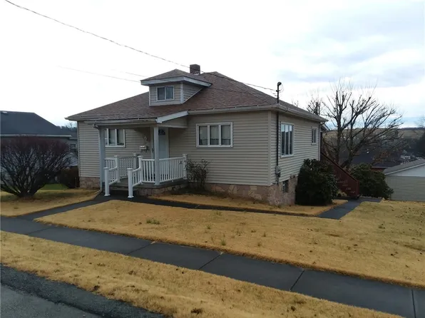 109 S Walnut St, Masontown, PA 15461