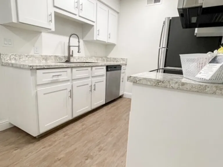 Jackson Park Place — Photo 2