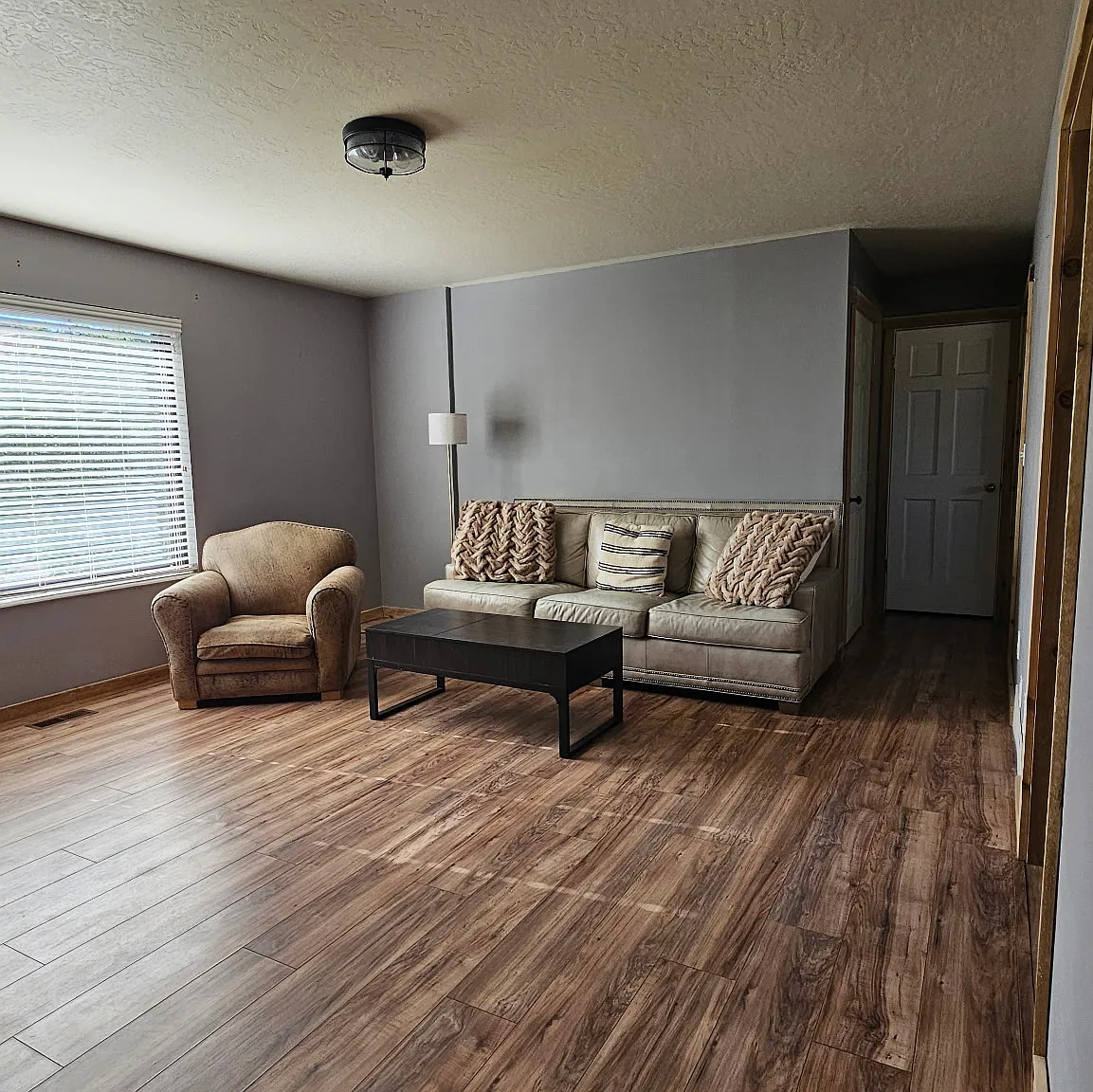 2 bed, 960 sqft, $1,700 — Photo 4