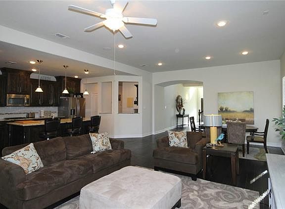 5th image of 704 Hobie Point Dr