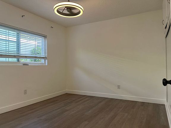 4th image of 2604 Mathews Ave APT 1
