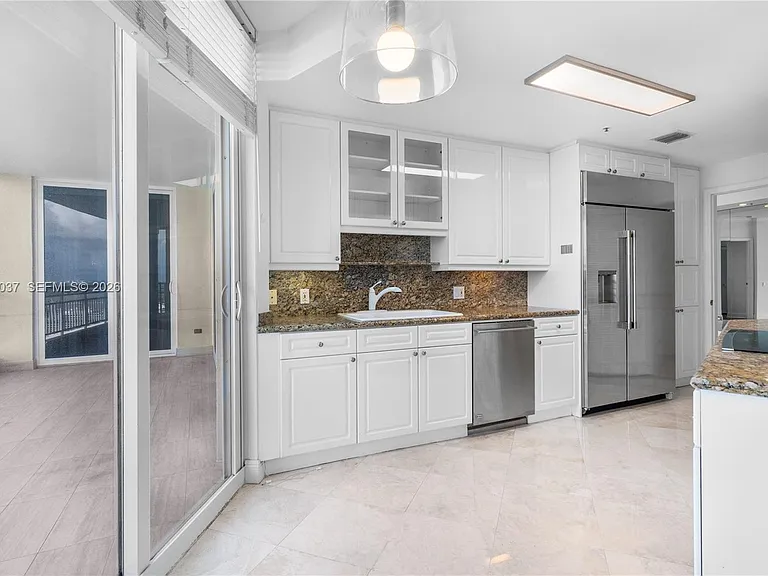 808 Brickell Key Dr #3002 — Photo 14