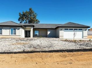 16135 Enramada Rd, Victorville, CA 92394