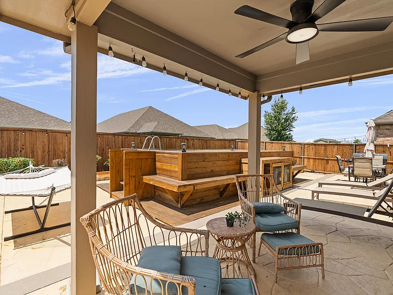 1512 Berry Ridge Trl — Photo 34