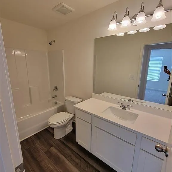 209 Swindon Dr — Photo 25