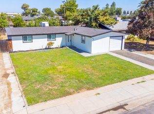 45 Rall Ave, Clovis, CA 93612