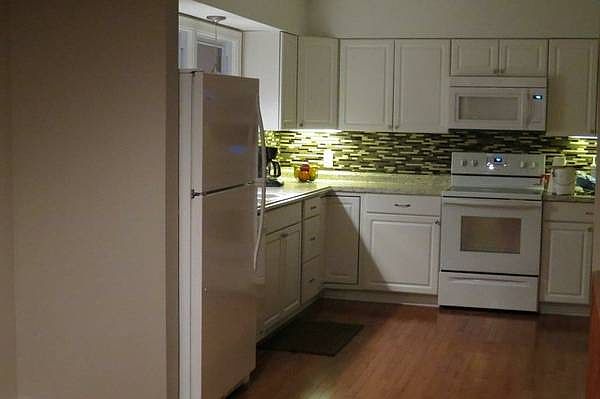 2nd image of 784 Pennsylvania St