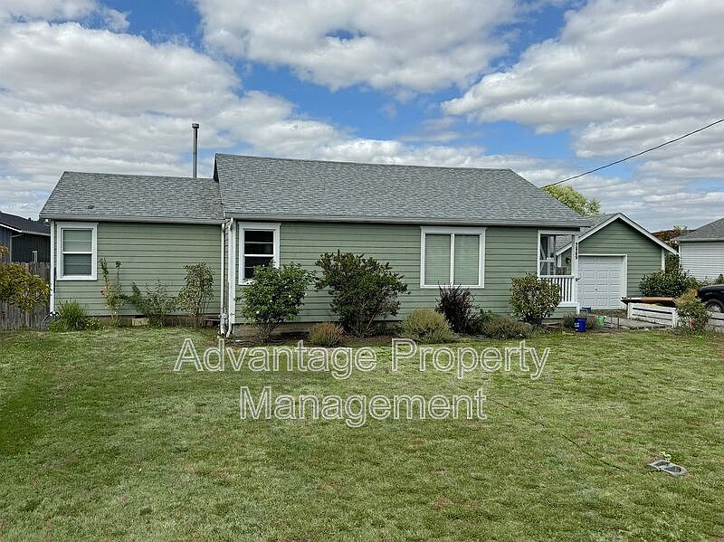1st image of 2889 NW Gibson Hill Rd